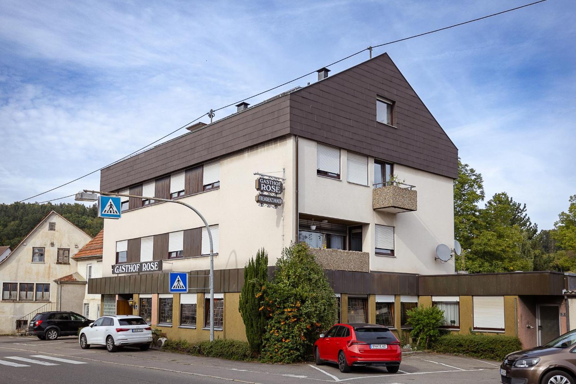 Gasthof Rose Ройтлинген Екстериор снимка